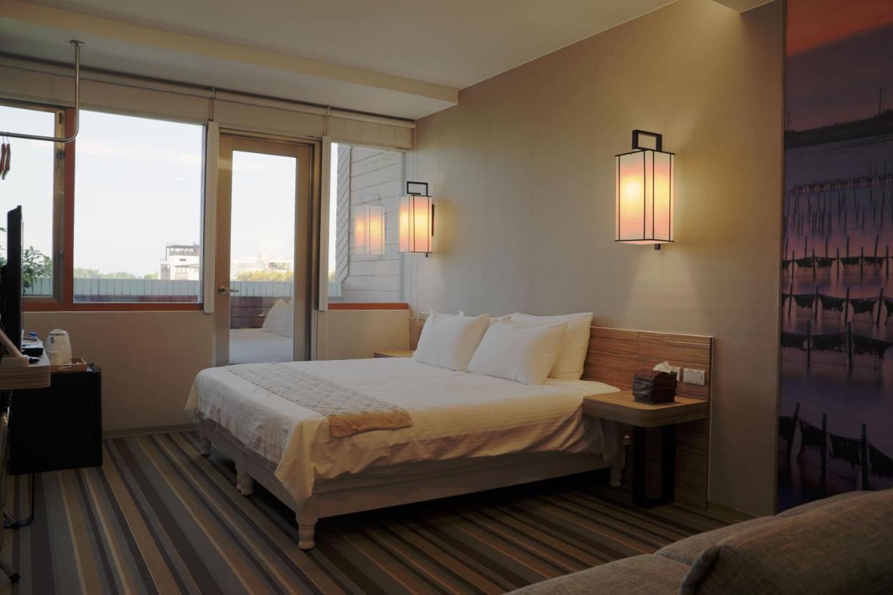 Tainan Julie'S Garden 峰情文旅 Otel Anping Dış mekan fotoğraf