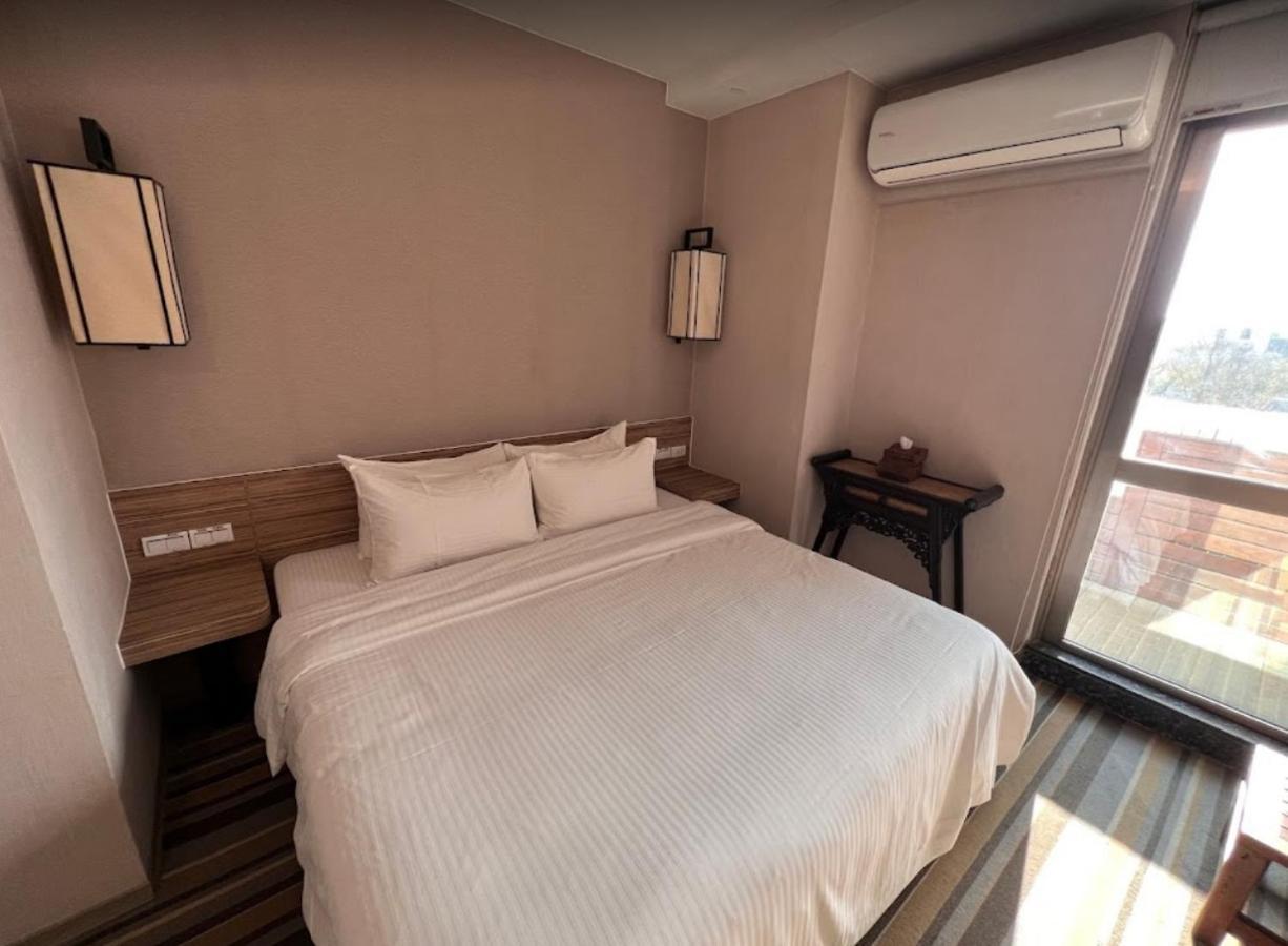 Tainan Julie'S Garden 峰情文旅 Otel Anping Dış mekan fotoğraf