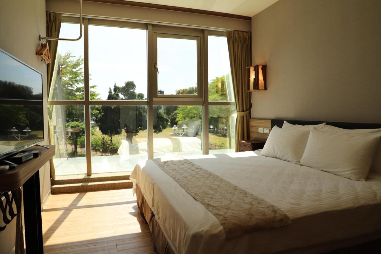 Tainan Julie'S Garden 峰情文旅 Otel Anping Dış mekan fotoğraf