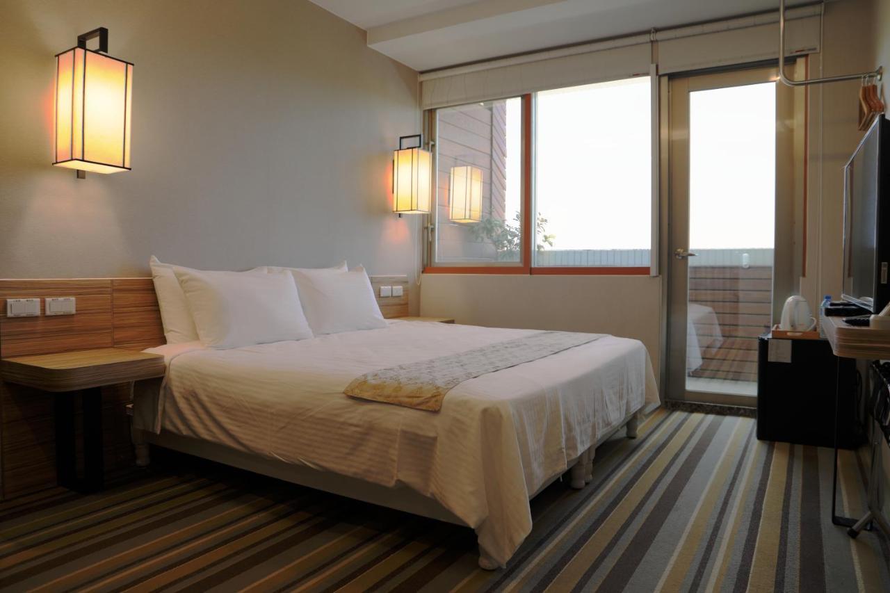 Tainan Julie'S Garden 峰情文旅 Otel Anping Dış mekan fotoğraf