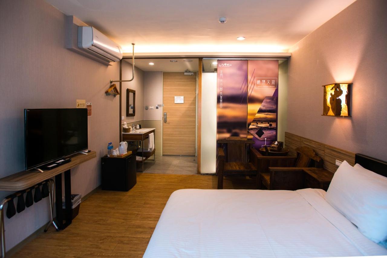 Tainan Julie'S Garden 峰情文旅 Otel Anping Dış mekan fotoğraf