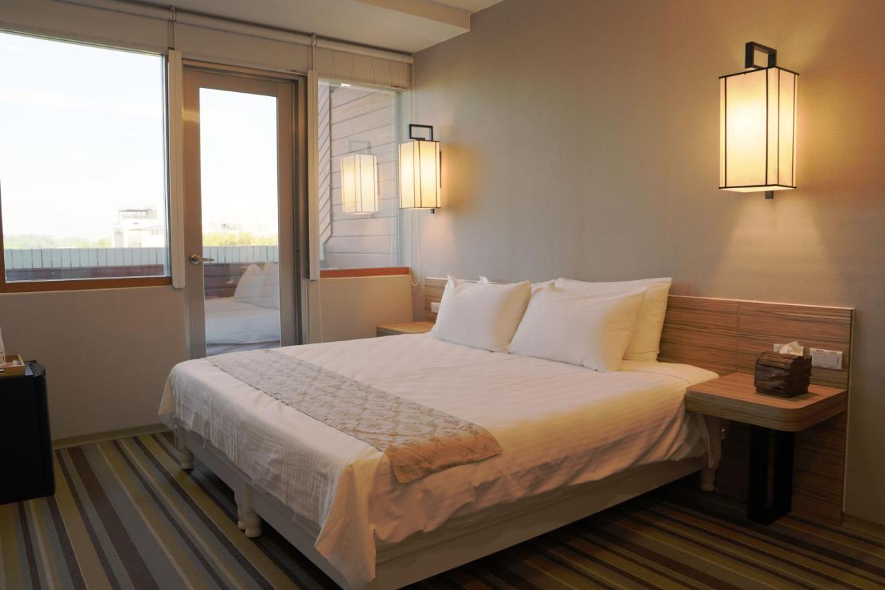 Tainan Julie'S Garden 峰情文旅 Otel Anping Dış mekan fotoğraf